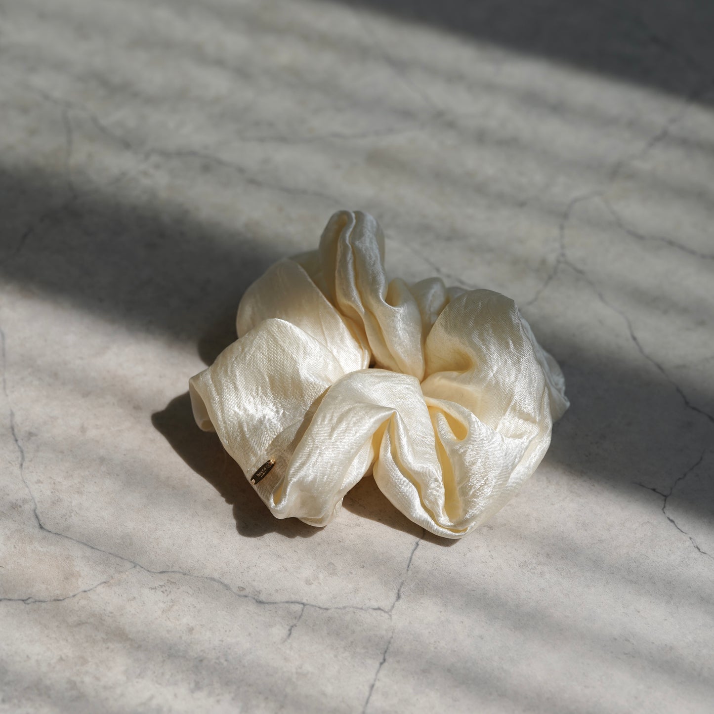 soft nougat (cream/black)
